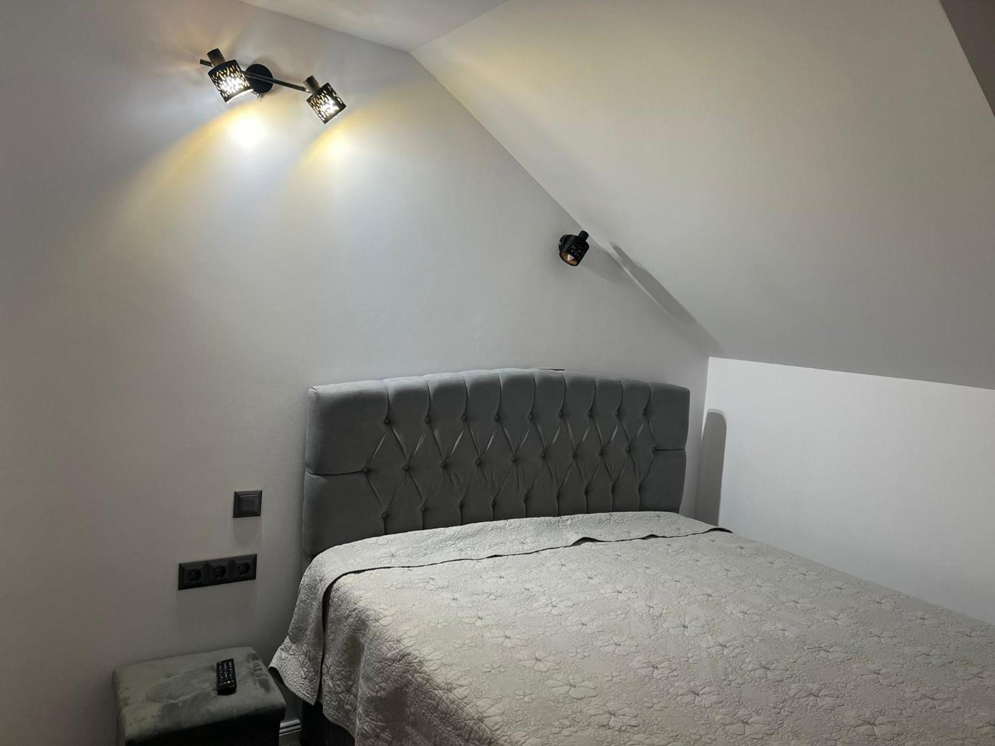 Apartament Mansarda Venus Ramnicu Valcea Exterior foto